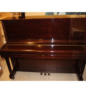 Photo Young Chang PE-121 acajou brillant brillant